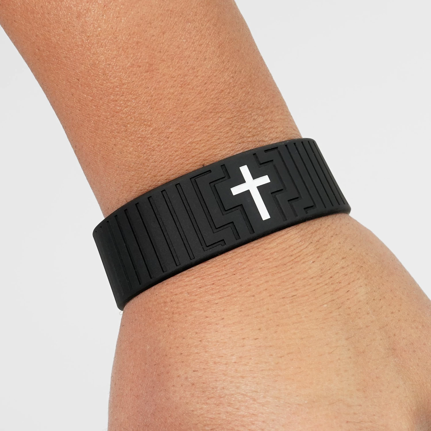 Faith Cross Black 1 Inch Wristband - Image 2