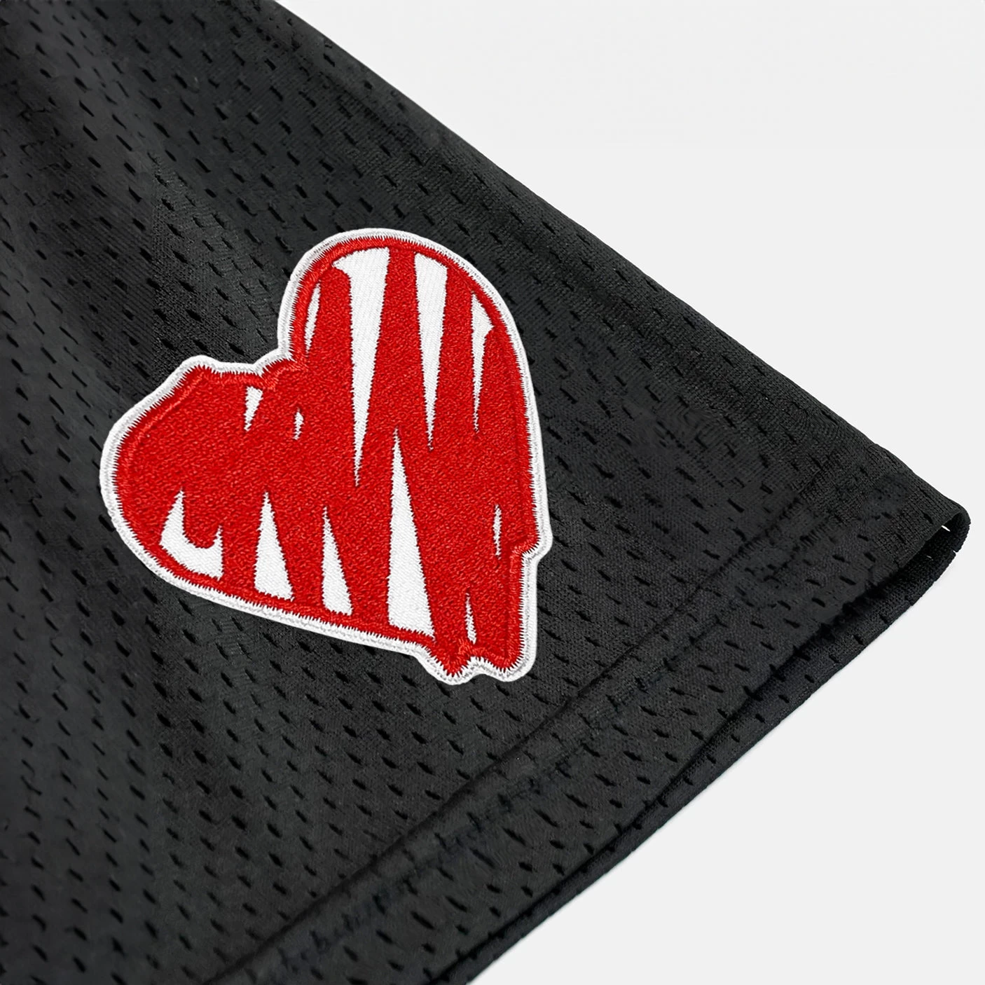 Momma Heart Patch Shorts - 7" - Image 11