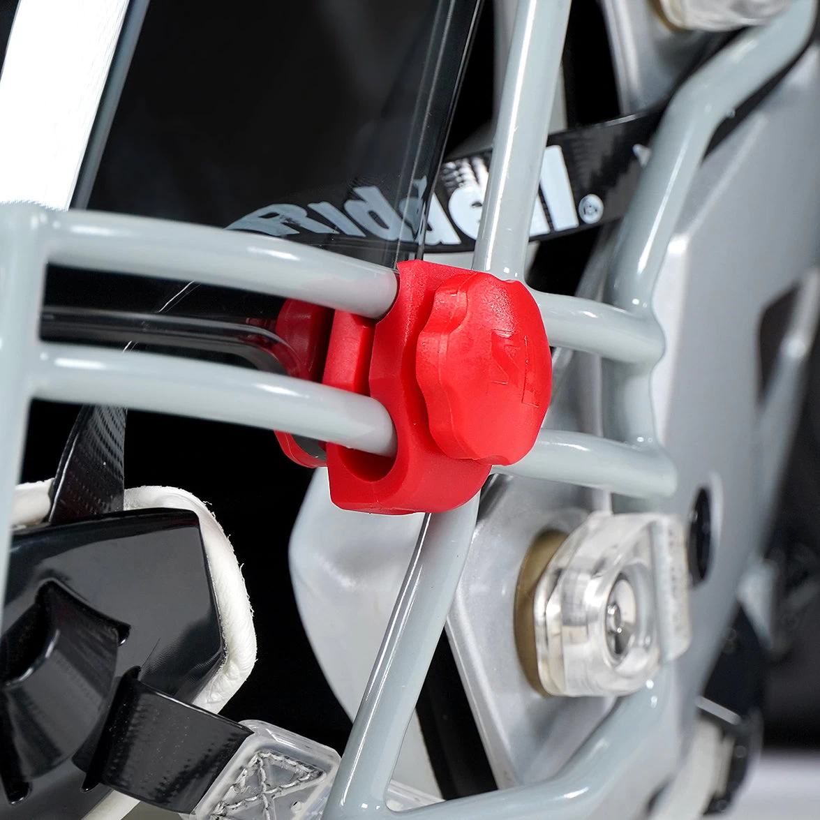 Hue Red Football Helmet Visor Quick Clips - Image 3